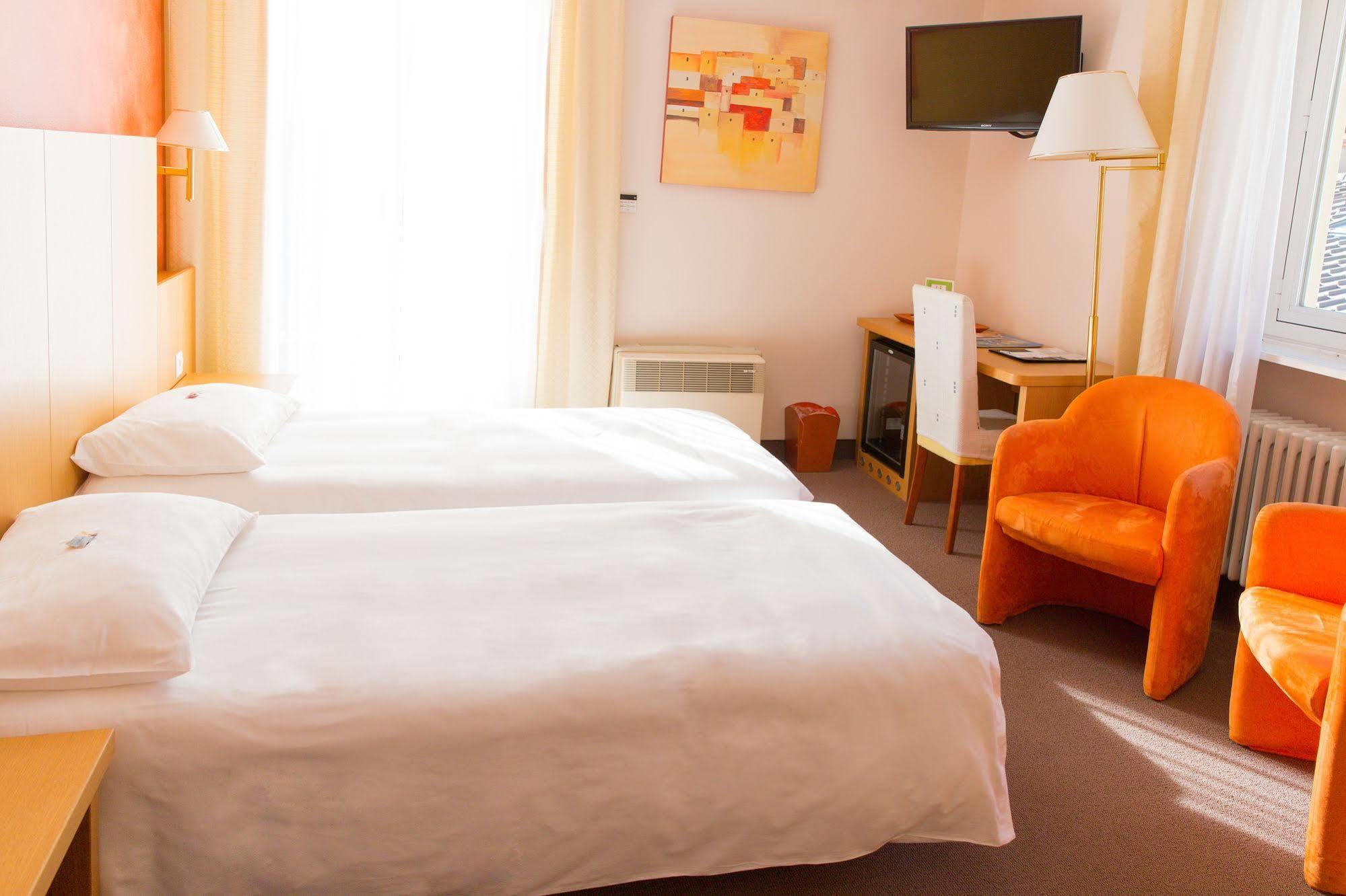 לוקרנו Hotel Du Lac מראה חיצוני תמונה
